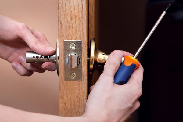 New Door Knob Replacement